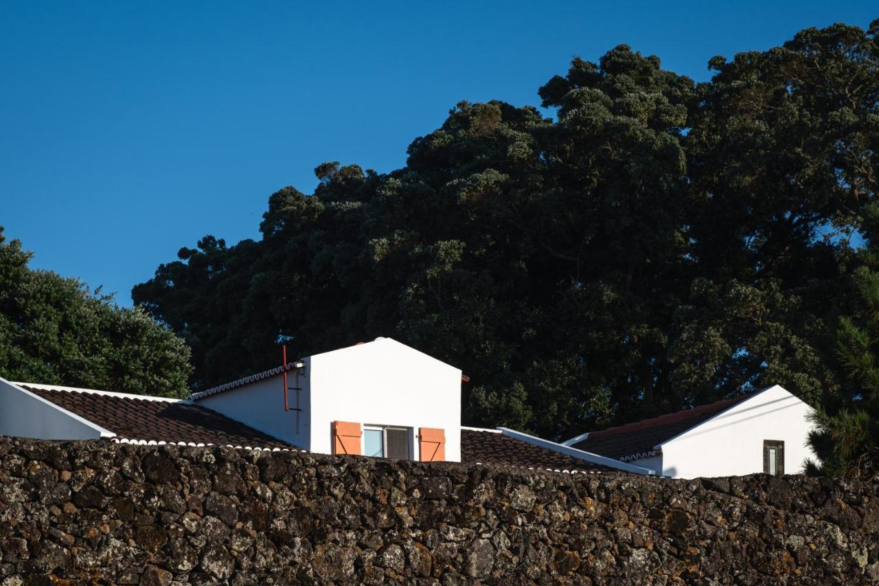 Entre Muros - Turismo Rural - Casa Com Jardim E Acesso Direto Ao Mar Ribeira Grande Exterior photo